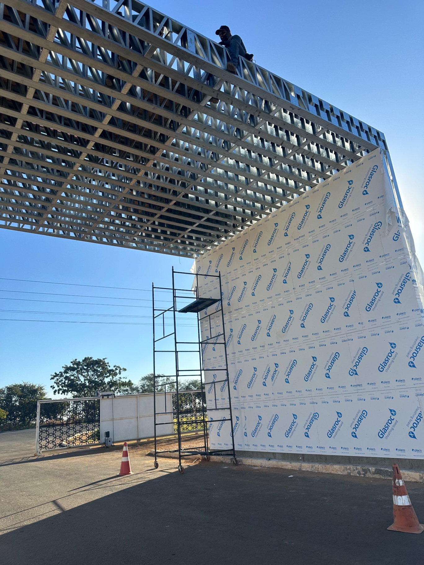 Profissionais em treinamento de Steel Frame